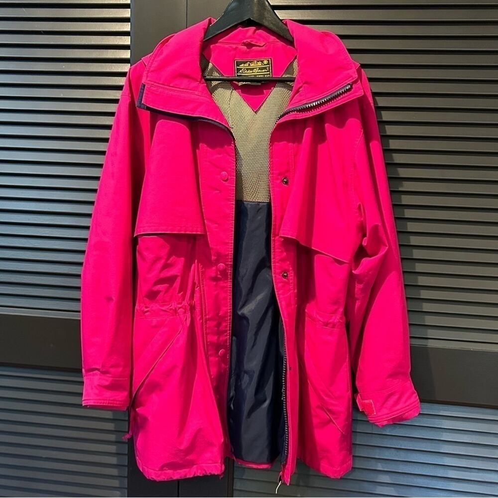 Vintage Bright Fuchsia Pink and Navy Blue Eddie Bauer Hooded Jacket, Size Medium - Picture 5 of 16